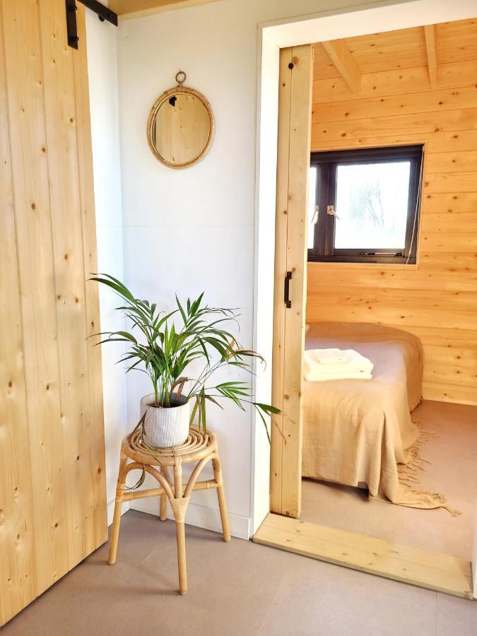 Tiny House Lantliv Oostkapelle, Bij De Boer Villa Bagian luar foto